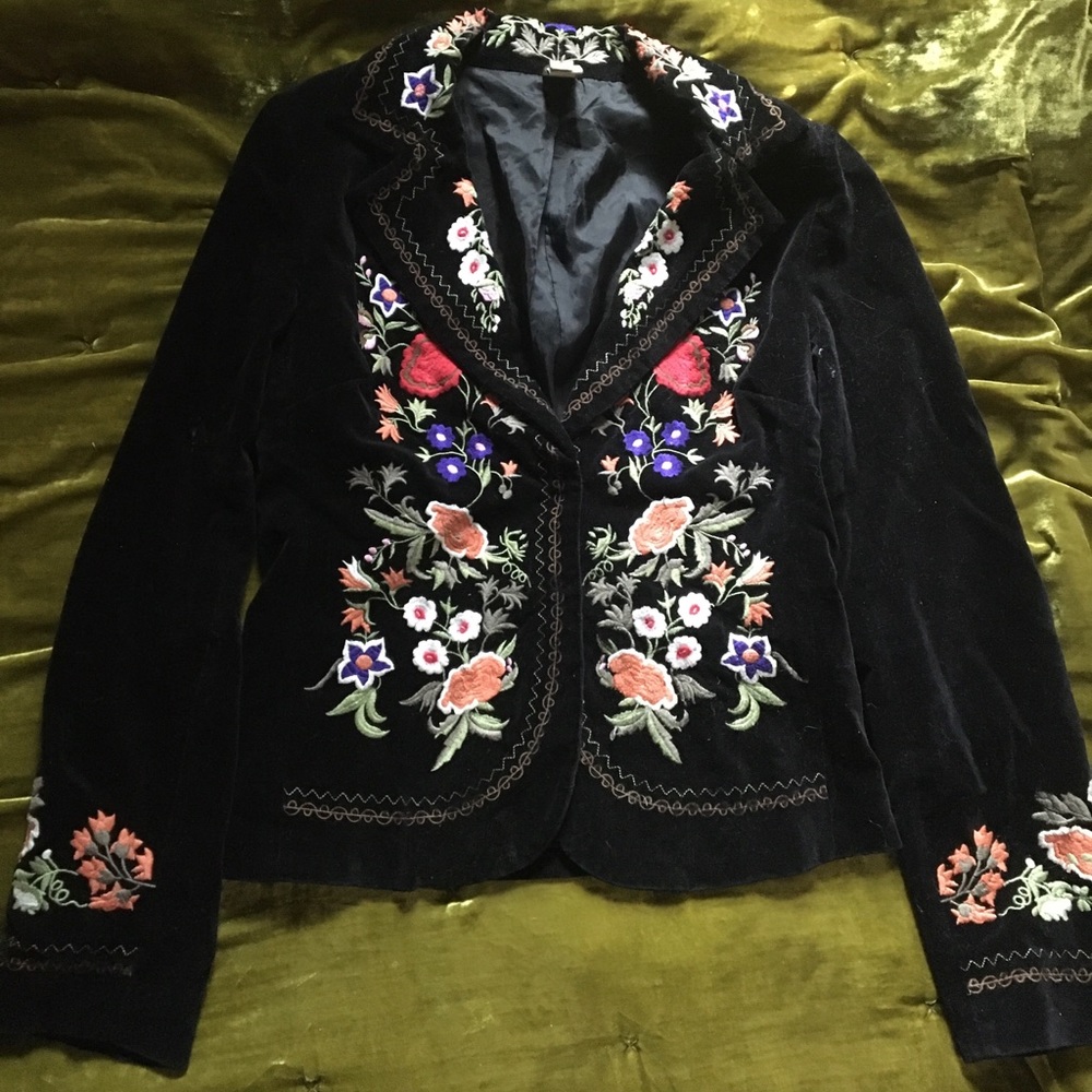 Anthropologie Embroidered Folk Black Velvet Blazer